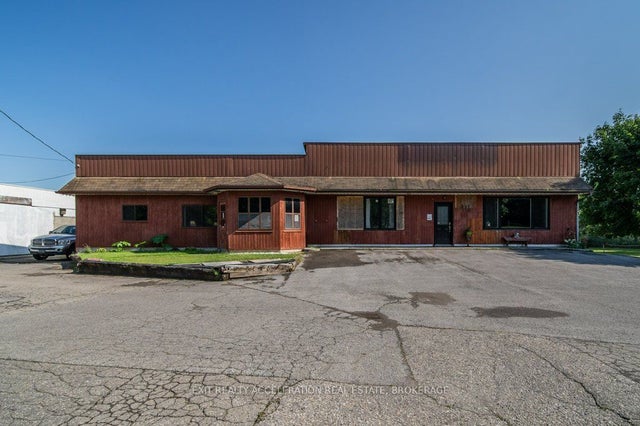 108 Dundas Street, Deseronto