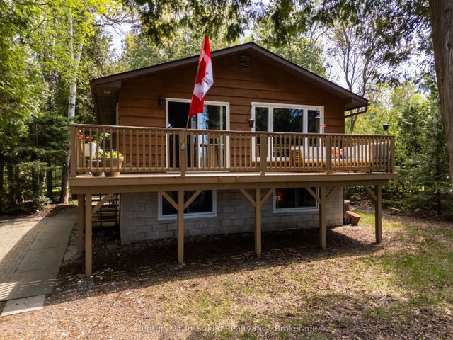 24 Miramichi Bay Road, Saugeen Shores