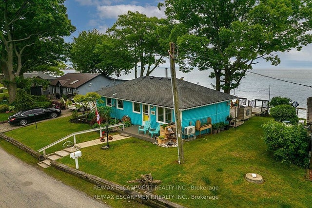 2090 Lakeshore Road, Haldimand