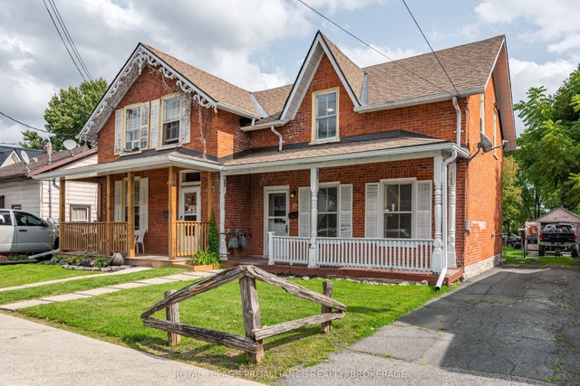 10-12 Thomas Street E, Greater Napanee