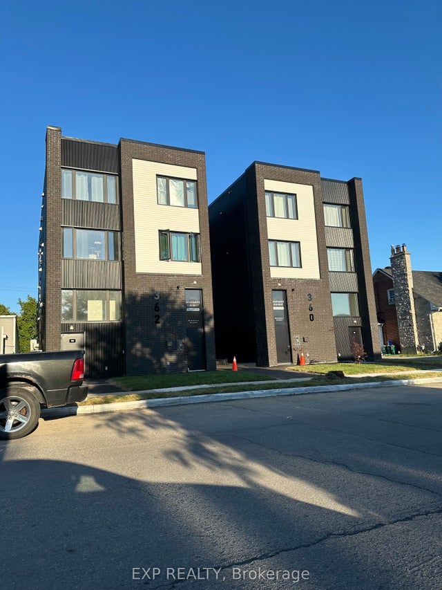362 Lacasse Avenue 101, Vanier and Kingsview Park