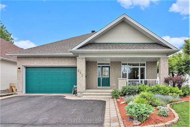 852 Swallowtail Crescent, Orleans - Cumberland and Area