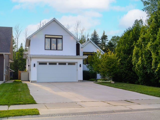 72 Ottawa Avenue, Saugeen Shores