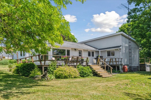 309 Indian Trail, Asphodel-Norwood