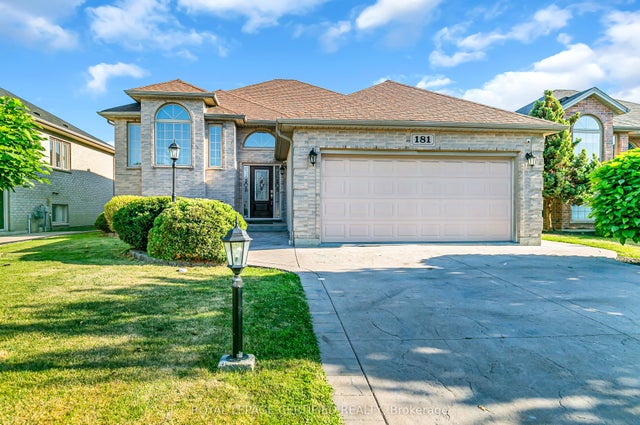 181 Rockhaven Drive, Lakeshore