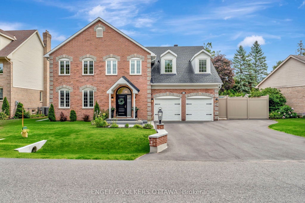 14 Belton Avenue, Stittsville - Munster - Richmond