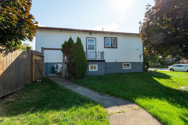 76 Chestnut Street 2, Port Colborne