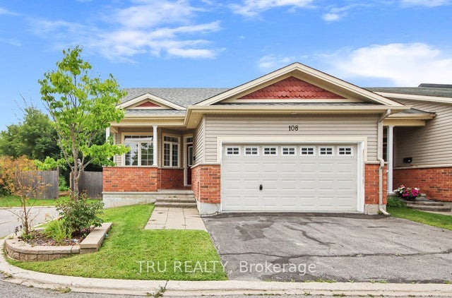 108 Villageview Private, Carp - Huntley Ward