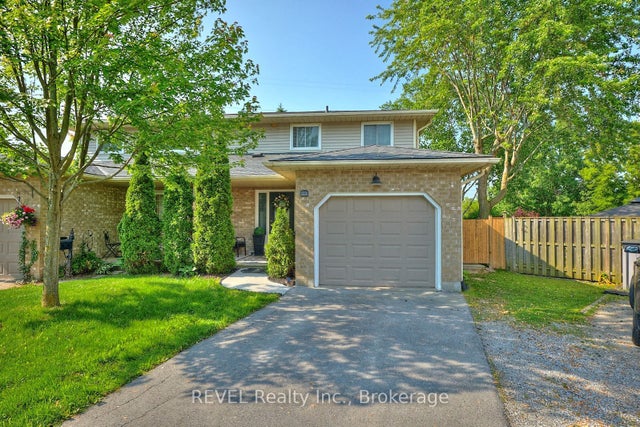 6585 Kuhn Crescent, Niagara Falls