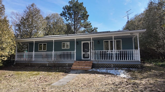 304 Maple Street, Huron-Kinloss