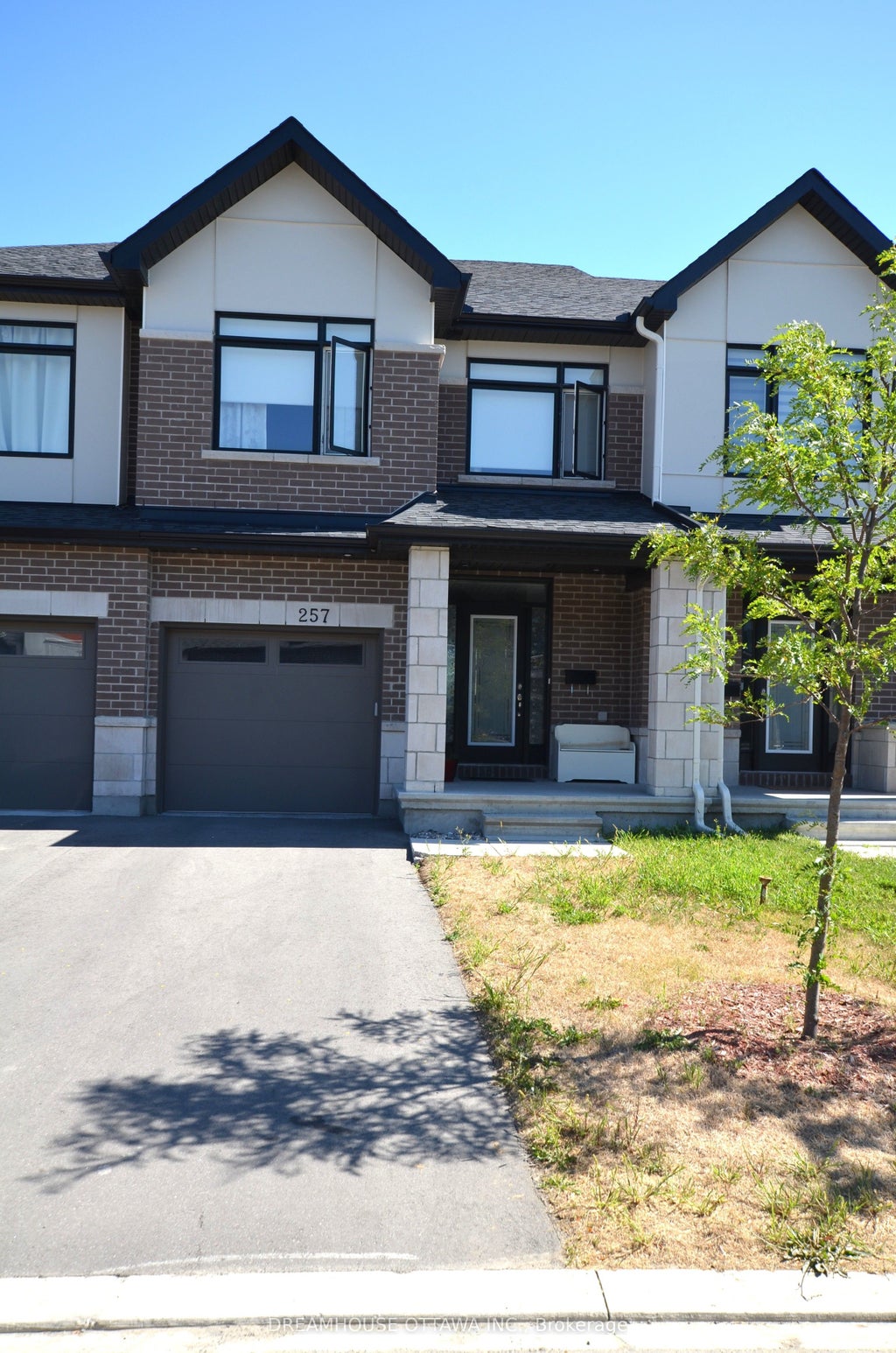 257 Finsbury Avenue, Stittsville - Munster - Richmond