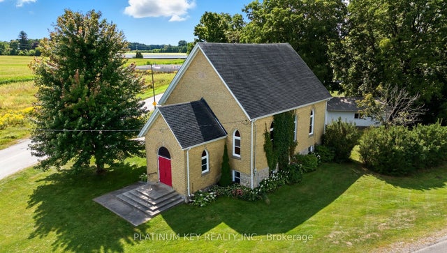 8546 Falconbridge Drive, Strathroy-Caradoc