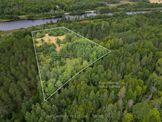 Flying Club Road, Greater Madawaska