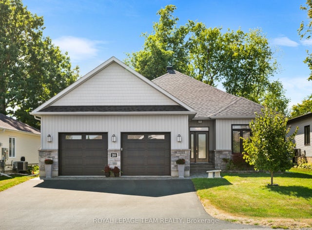 20 Eleanor Drive, South Stormont