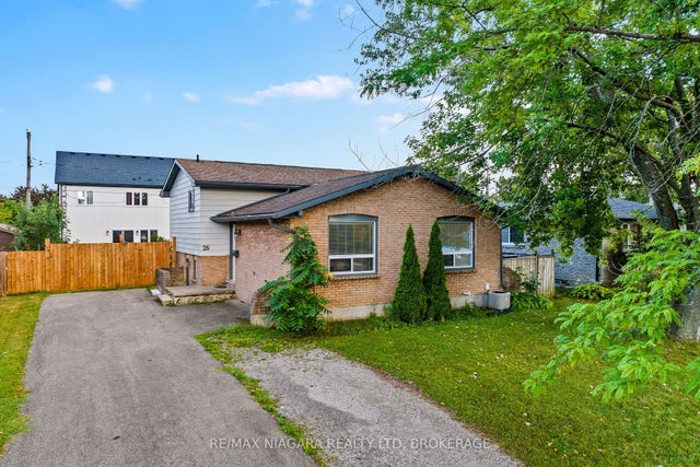 26 Colonial Street, Welland