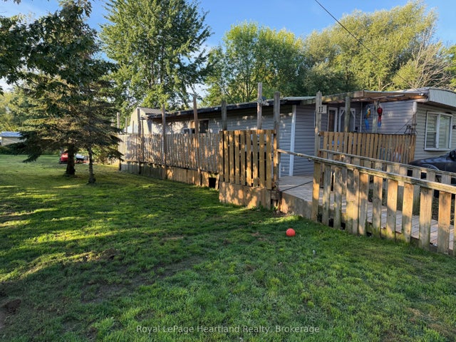 75049 Hensall Road, Huron East