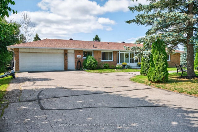 200 Kildeer Lane, Selwyn