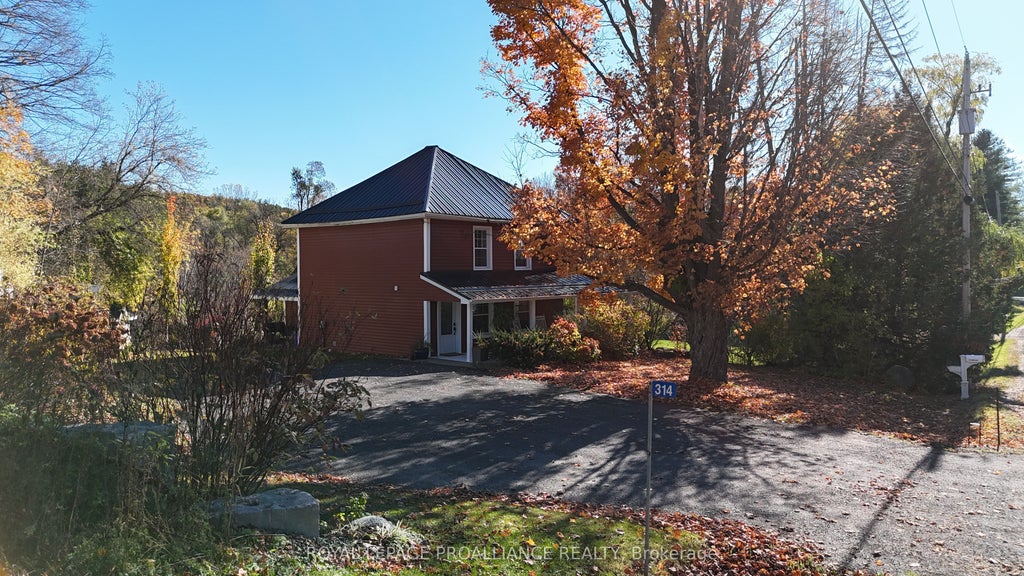314 Halloway Road, Quinte West