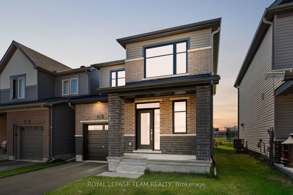 224 Elsie Macgill Walk, Kanata