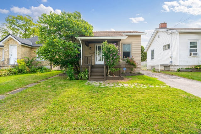 17 Emery Street E, London South