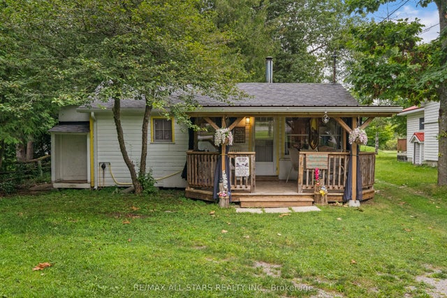 93 Sturgeon Glen Road, Kawartha Lakes