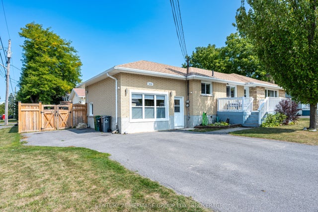 1014 Woodbine Road S, Kingston