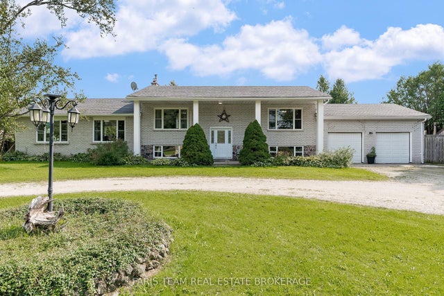 307306 Centre Line A N/a, Grey Highlands