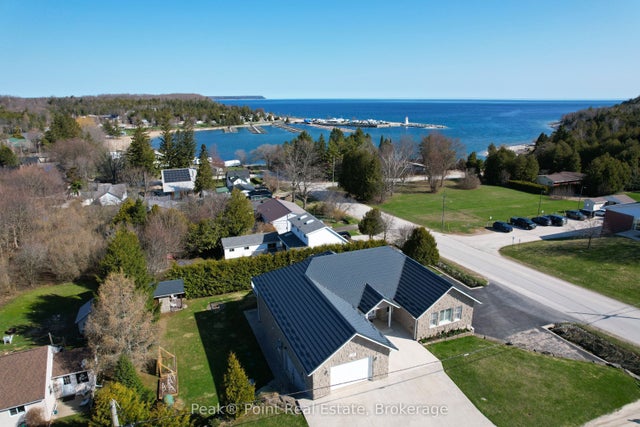 20 Moore Street, Northern Bruce Peninsula