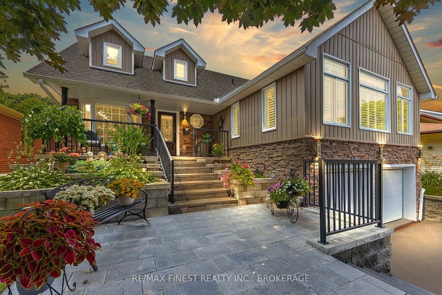 1303 Rockwood Drive, Kingston