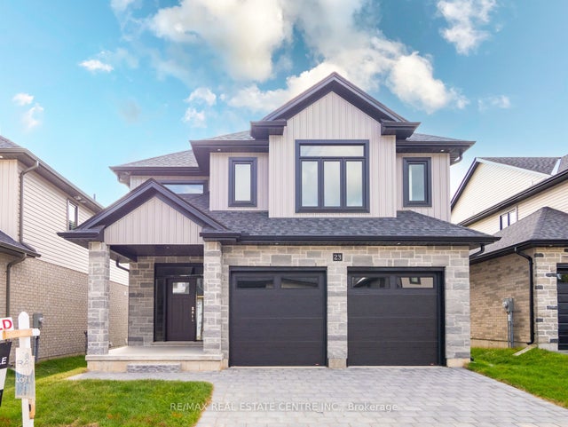 7966 Fallon Drive 7, Lucan Biddulph