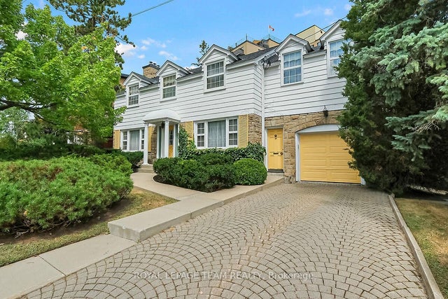 123 Ivy Crescent, New Edinburgh - Lindenlea