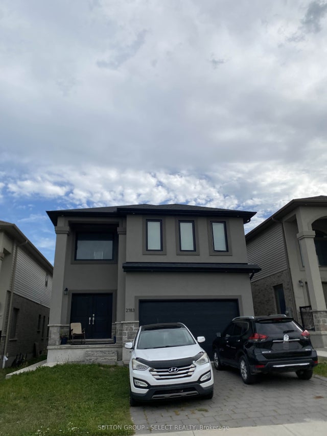 2783 Oriole Drive, London South
