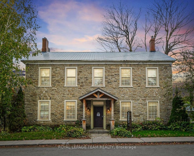 6 Spencer Street S, Edwardsburgh/Cardinal