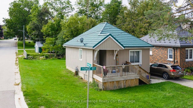 127 Yonge Street S, Brockton