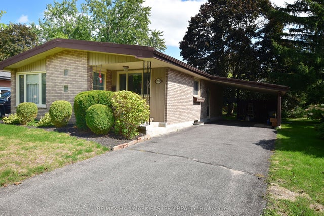1250 Franklin Drive, Peterborough