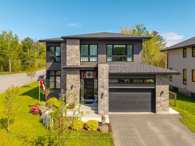 44 Dennis Drive, Parry Sound