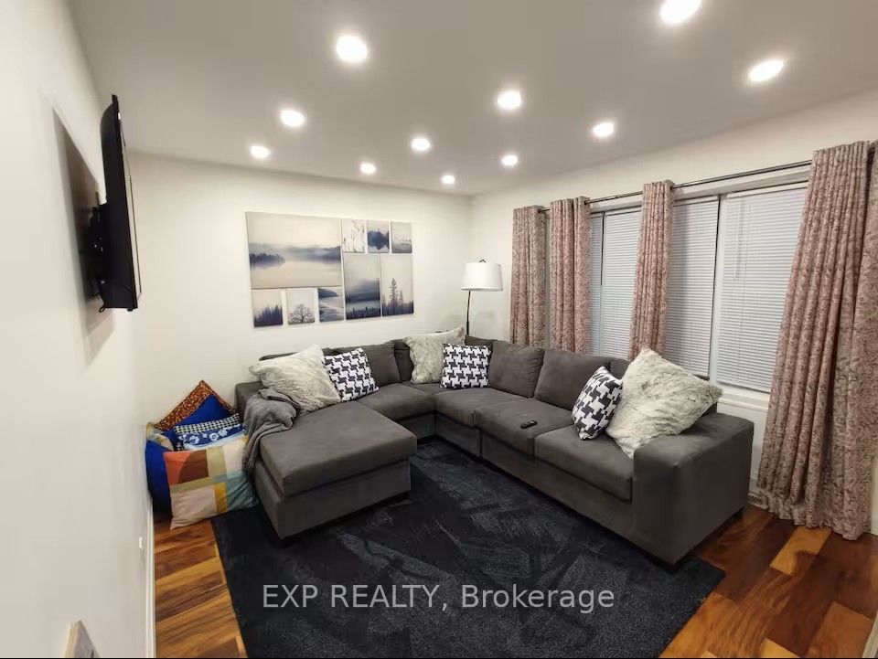 4364 Homewood Avenue, Niagara Falls