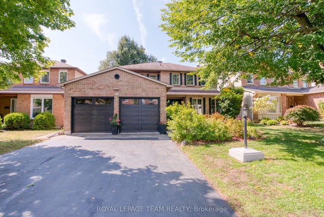 8 Huntsman Crescent, Kanata