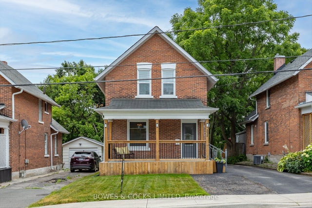 121 Durham Street W, Kawartha Lakes