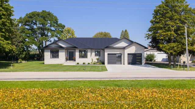 40282 Huron Street, South Huron