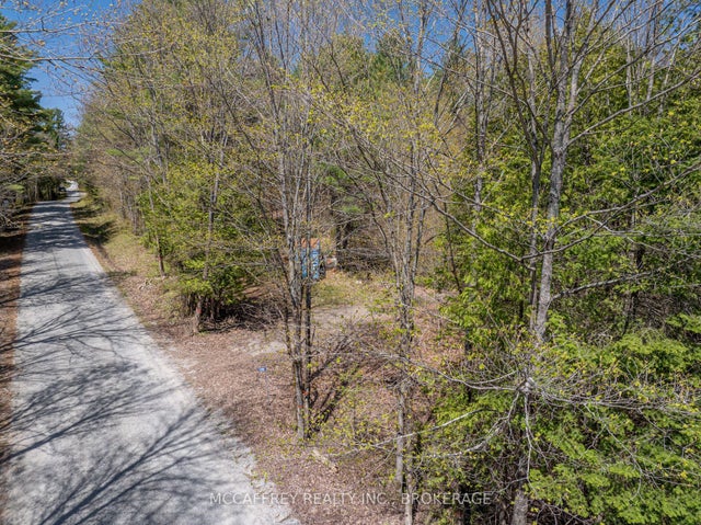 1088 Kashwakamak Lake Road, Frontenac
