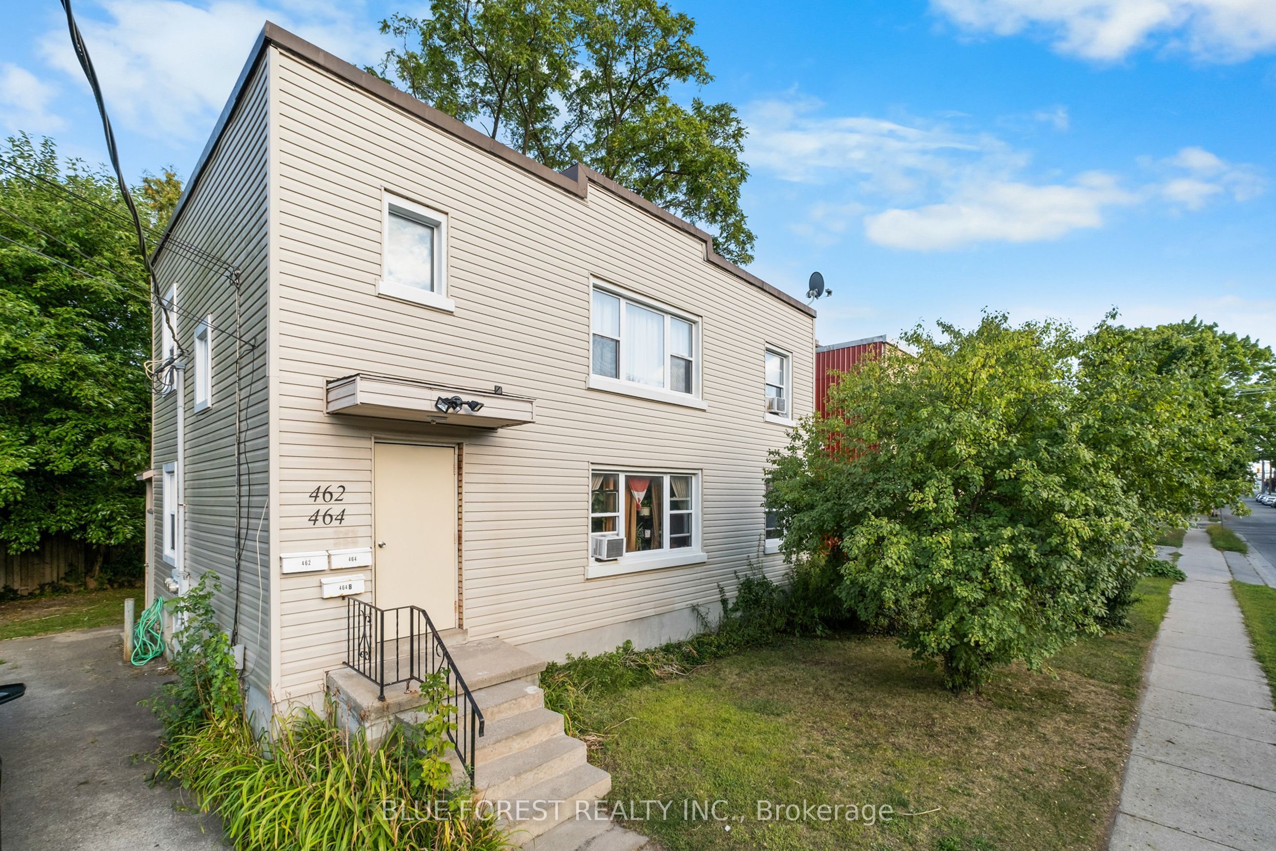 Photo of Listing #X12401637