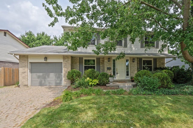 948 Farnham Road, London South