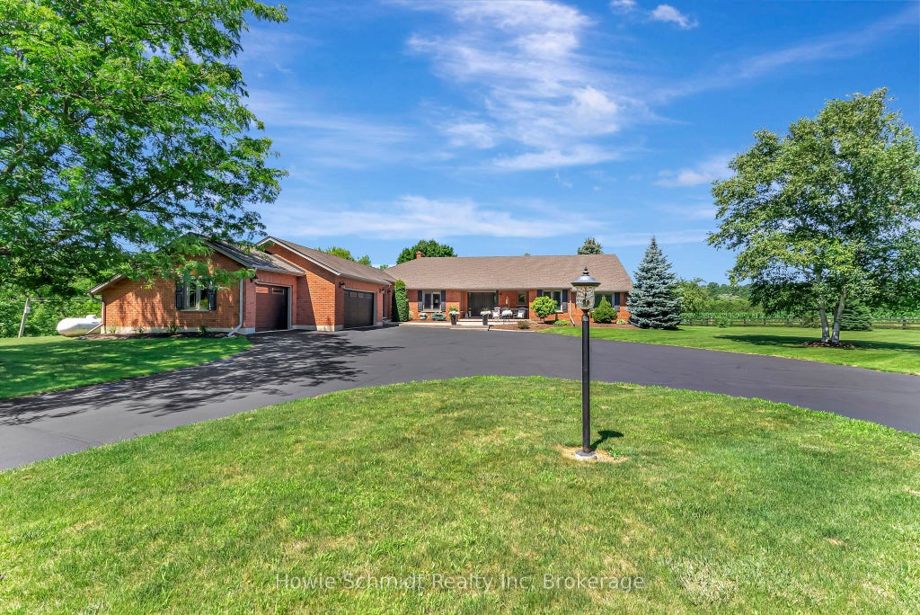 999 Governors Road W, Brant