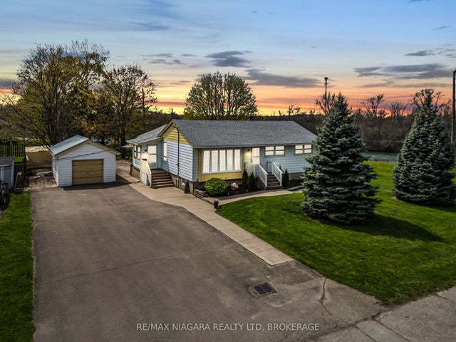 252 Mellanby Avenue, Port Colborne