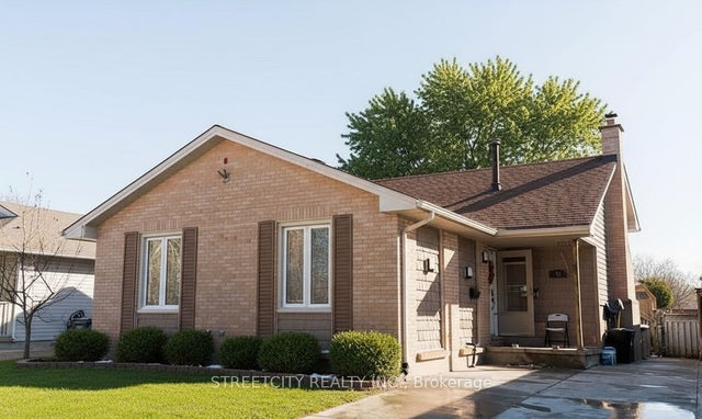 43 Renny Crescent, London South