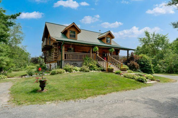 5006 Wallace Road, Frontenac