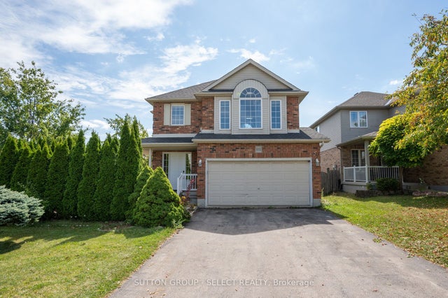 830 Cresthaven Crescent, London South