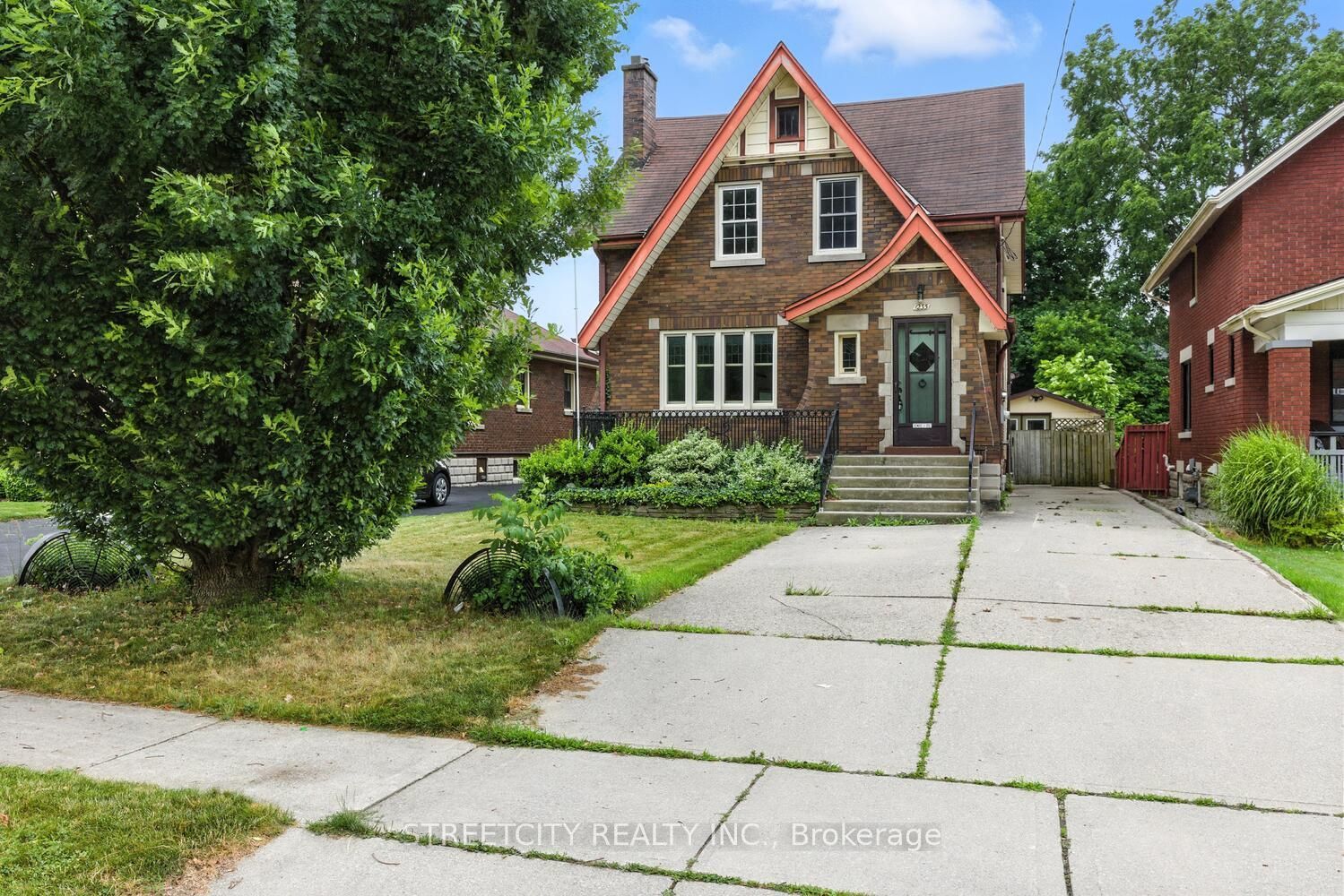 Photo of Listing #X12403392