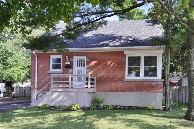 15 East 41st Street, Hamilton